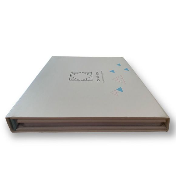 ⭐️Host Pick⭐️ 🆕 OFRA: On the Glow - Highlighting & Bronzing Pro Palette - Picture 10 of 15